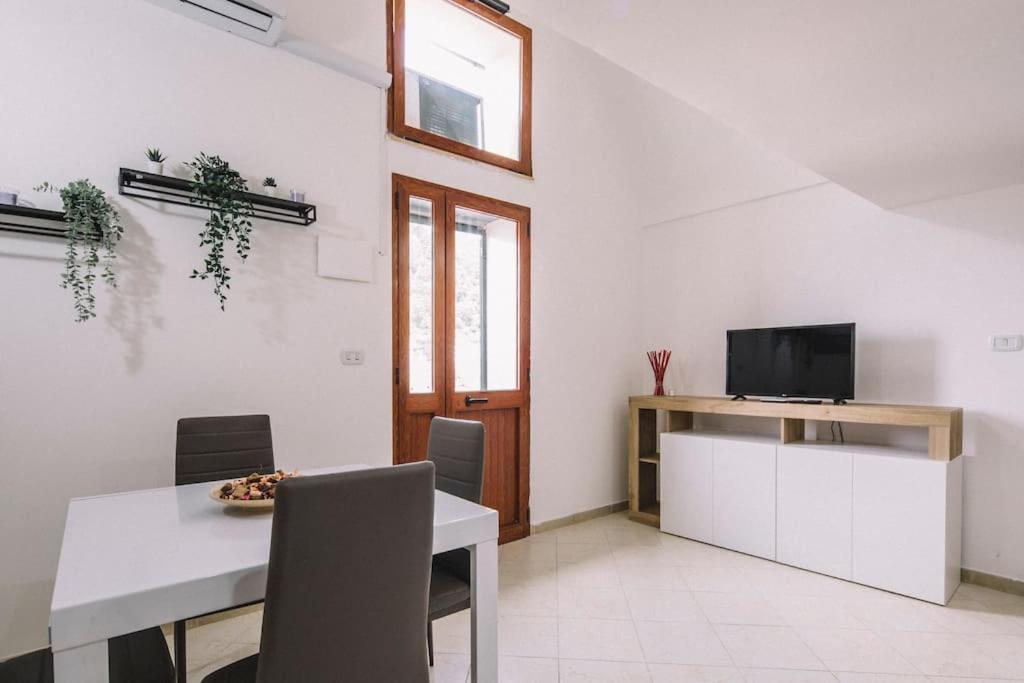 Casa Del Lazzaro Villa Maiori Luaran gambar